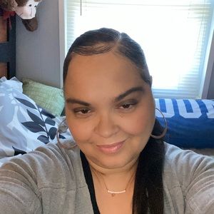 Meet your Posher, Michele